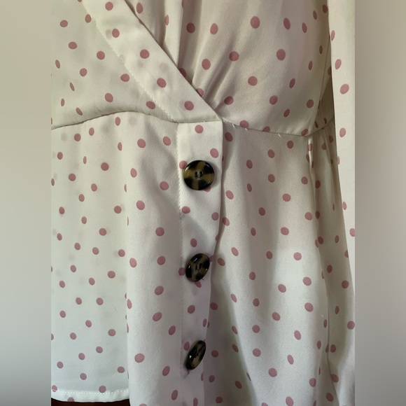 Almost Famous Large V Neck Blouse Top - Picture 7 of 13